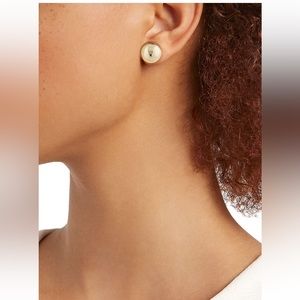 14k Gold Large Ball Stud earrings